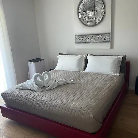 Swiss Blue Residence-lake View Apartment